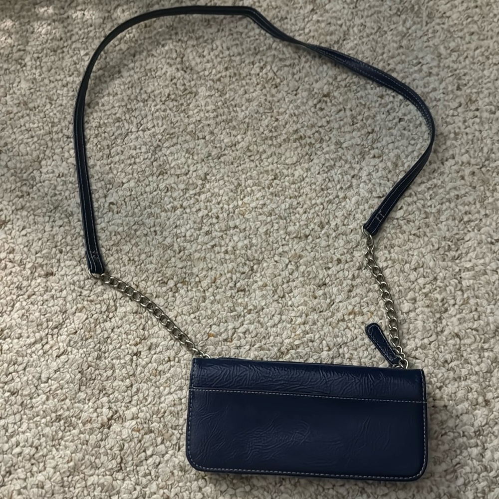 blue chain shoulder bag